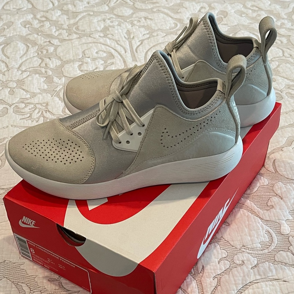 Nike Lunarcharge Premium-Men’s Size 8